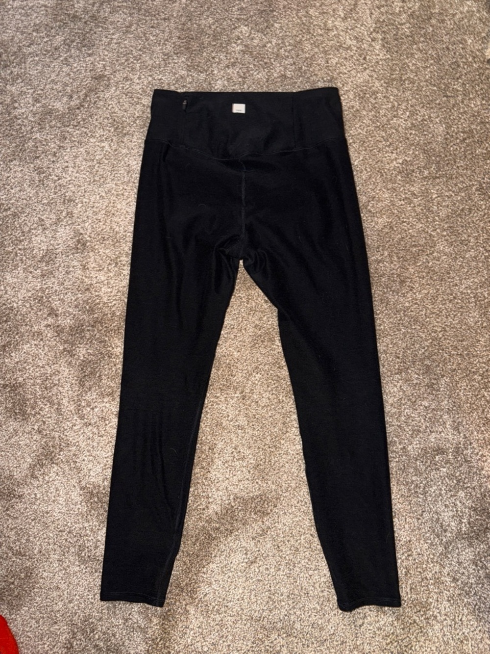Vuori High-Waist Leggings - Picture 2 of 5